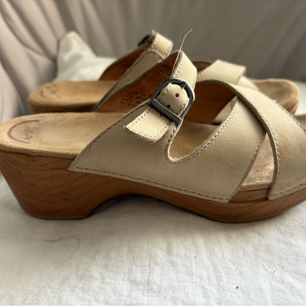 Dansko Sandals, cream leather, size 38